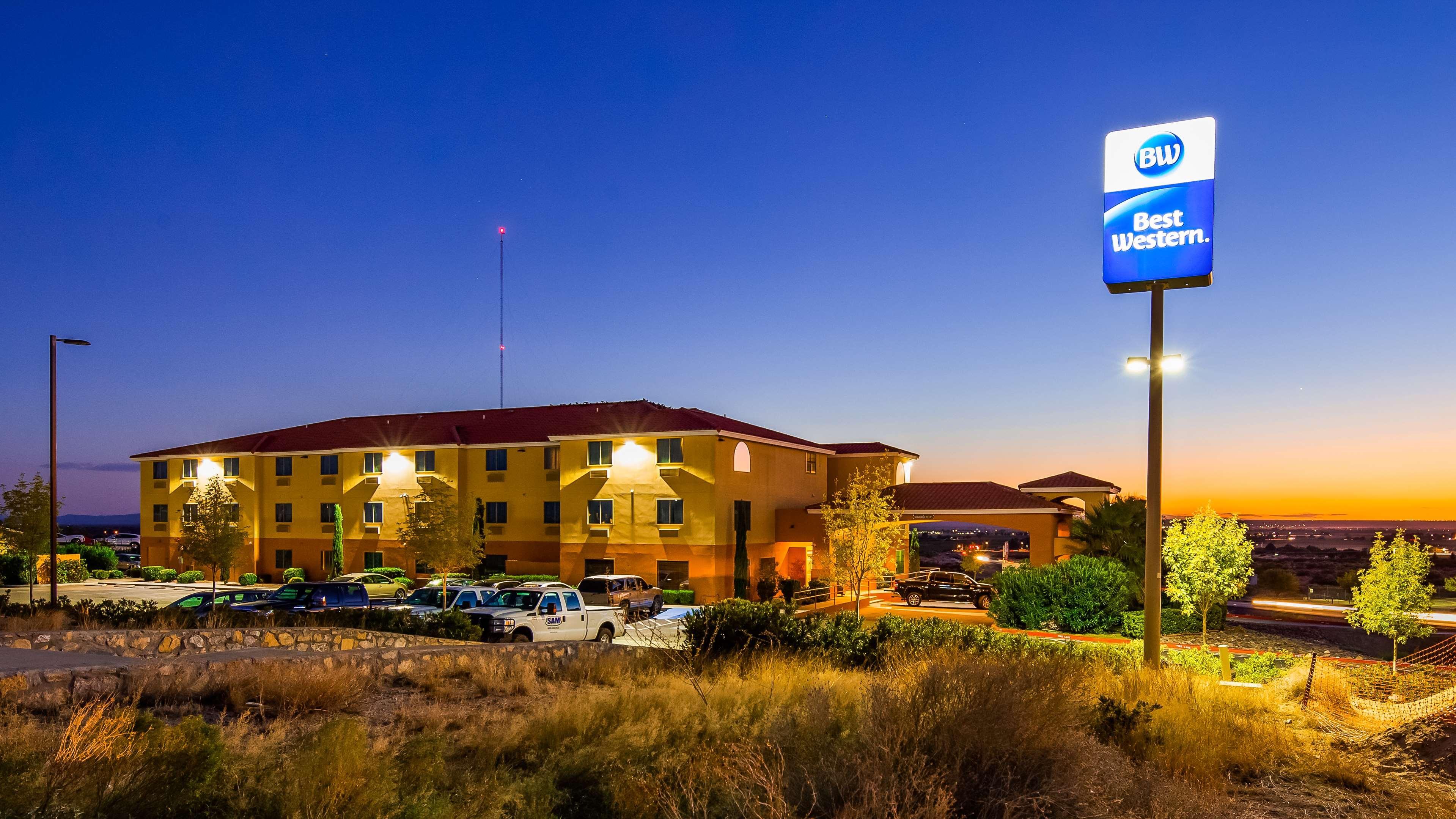 Clint Best Western East El Paso Inn מראה חיצוני תמונה